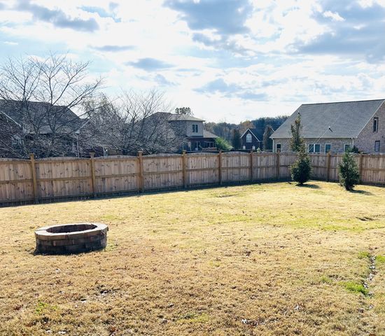 3212 Troy Rd, Lebanon, TN 37087