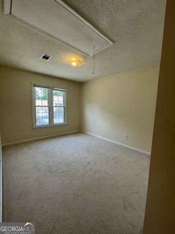 800 Meadowsong Circle, Lawrenceville, GA 30043