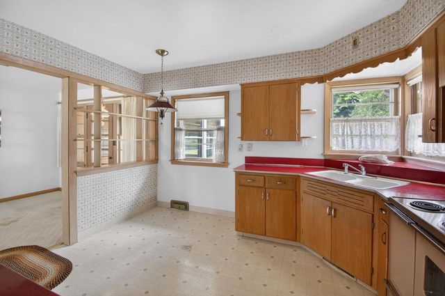1112 Kentucky STREET, Racine, WI 53405