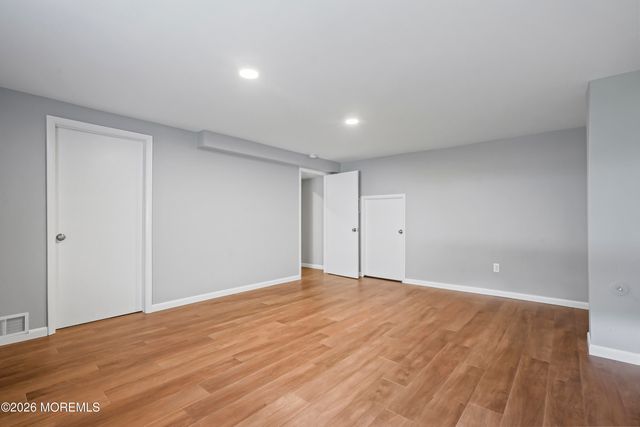 318 Middlewood Road, Middletown, NJ 07748
