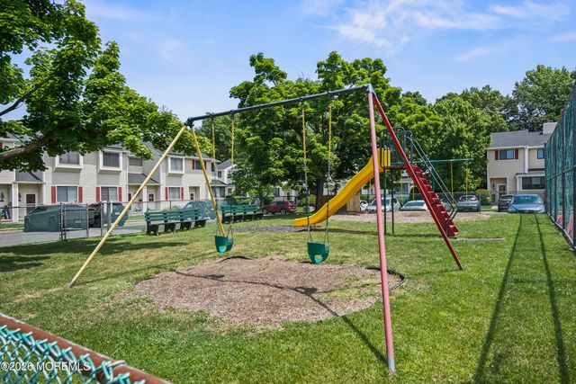 318 Middlewood Road, Middletown, NJ 07748