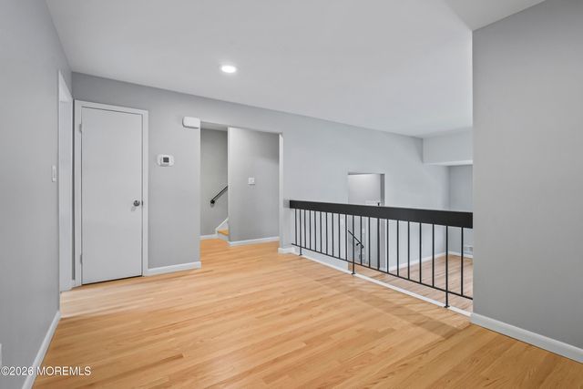 318 Middlewood Road, Middletown, NJ 07748