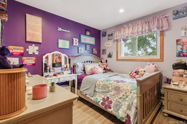 295 Silver Street, West Babylon, NY 11704