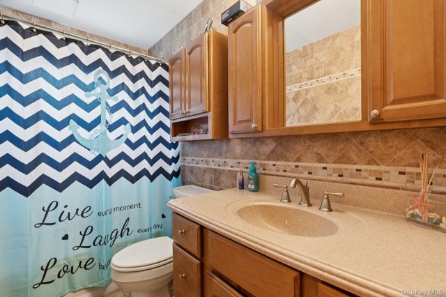 295 Silver Street, West Babylon, NY 11704