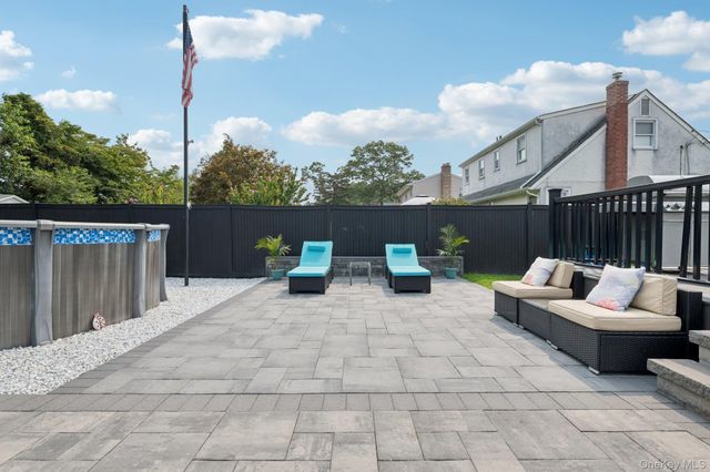 295 Silver Street, West Babylon, NY 11704