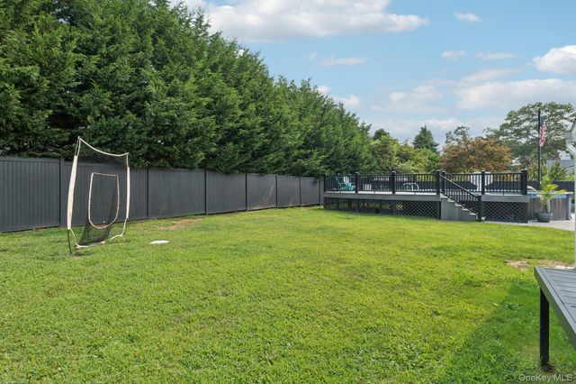 295 Silver Street, West Babylon, NY 11704