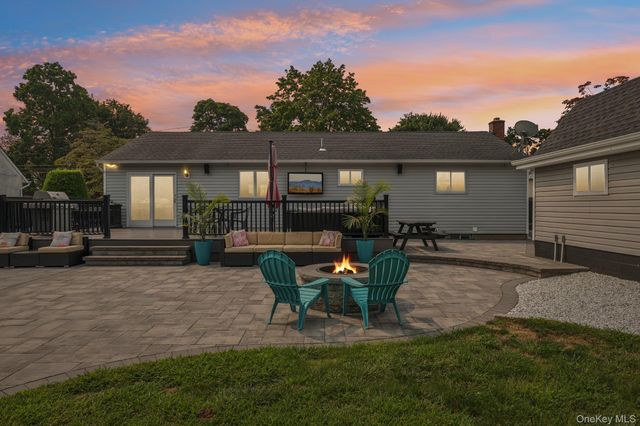 295 Silver Street, West Babylon, NY 11704