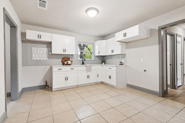 3825 Childress Street, Fort Worth, TX 76119