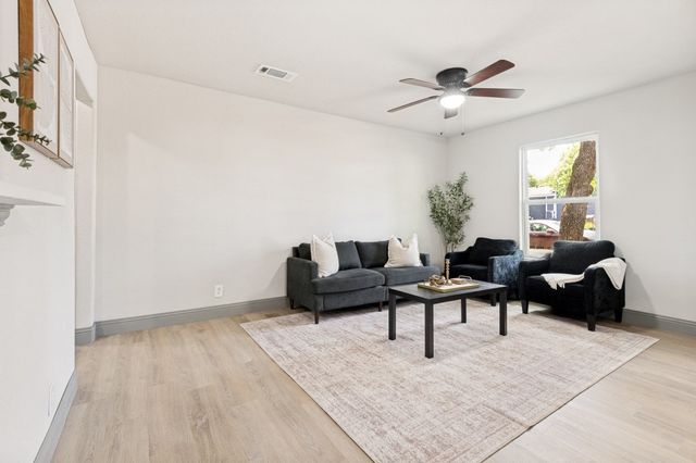 3825 Childress Street, Fort Worth, TX 76119