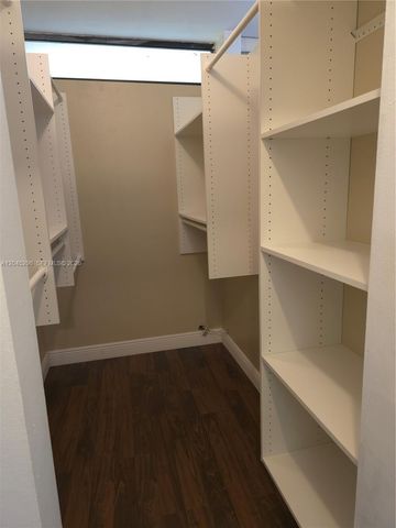 2810 SW 87th Ave 910, Davie, FL 33328