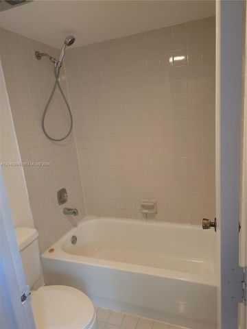 2810 SW 87th Ave 910, Davie, FL 33328