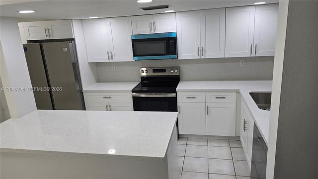 2810 SW 87th Ave 910, Davie, FL 33328