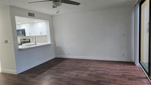2810 SW 87th Ave 910, Davie, FL 33328