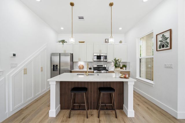 8904 Knoll Leaf Drive, Houston, TX 77080