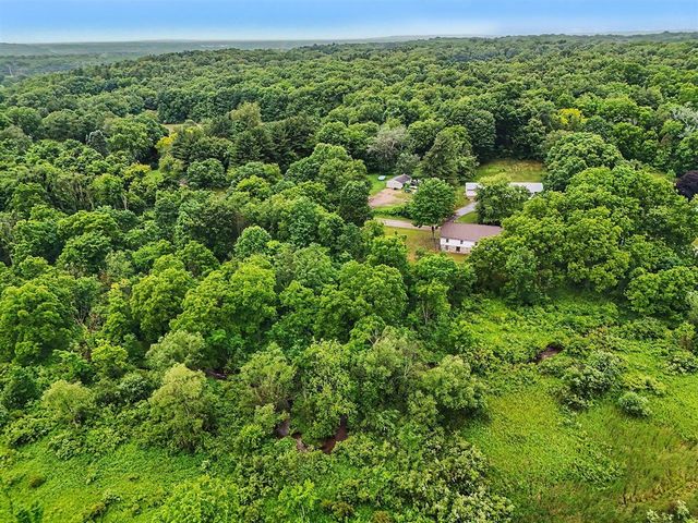 155 4th Street, Plainwell, MI 49080