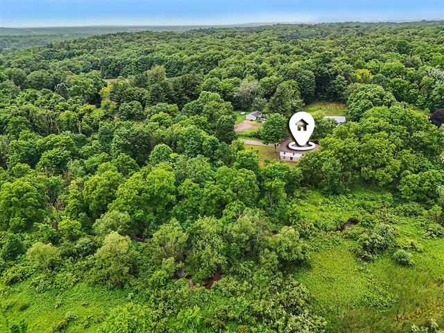 155 4th Street, Plainwell, MI 49080