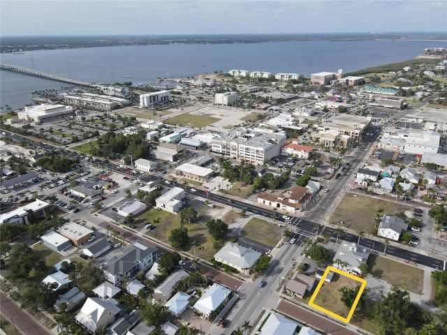 308 GOLDSTEIN STREET, Punta Gorda, FL 33950