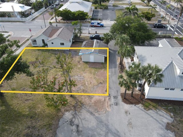 308 GOLDSTEIN STREET, Punta Gorda, FL 33950