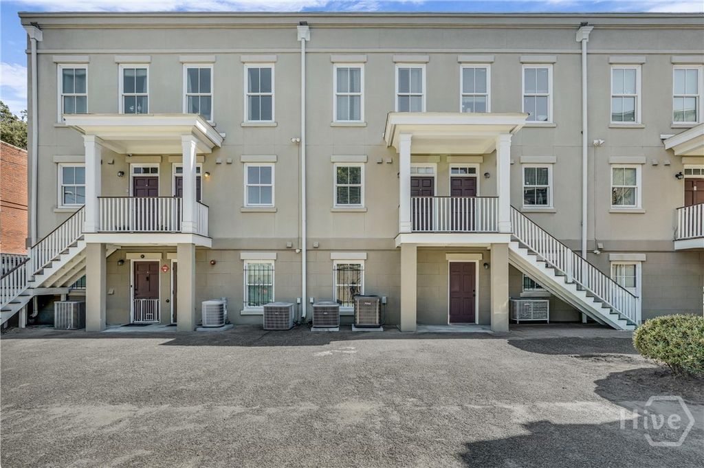 Image 29 of property listing at 431 Montgomery Street A, Savannah, GA 31401
