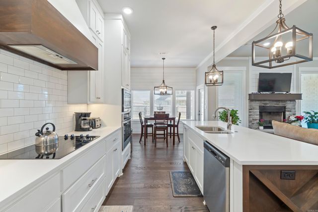 7424 Northwood Drive, Benton, AR 72019