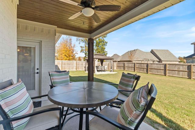 7424 Northwood Drive, Benton, AR 72019