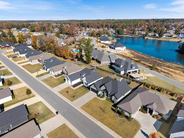 7424 Northwood Drive, Benton, AR 72019