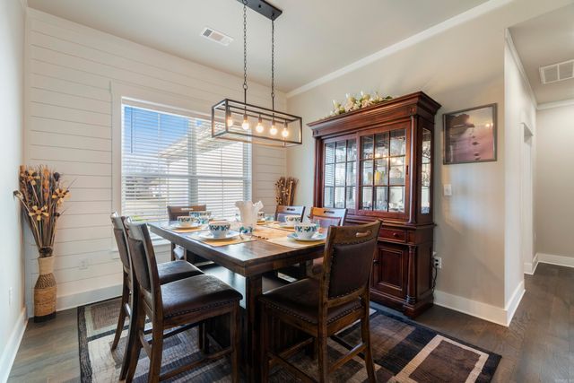 7424 Northwood Drive, Benton, AR 72019