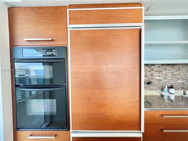 1850 S Ocean Drive 2204, Hallandale Beach, FL 33009