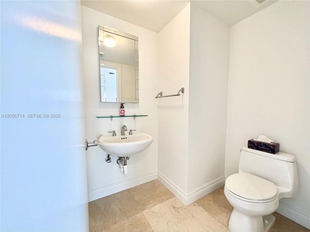 1850 S Ocean Drive 2204, Hallandale Beach, FL 33009