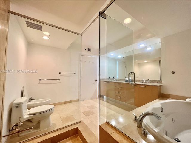 1850 S Ocean Drive 2204, Hallandale Beach, FL 33009