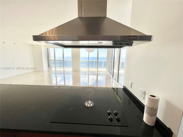 1850 S Ocean Drive 2204, Hallandale Beach, FL 33009