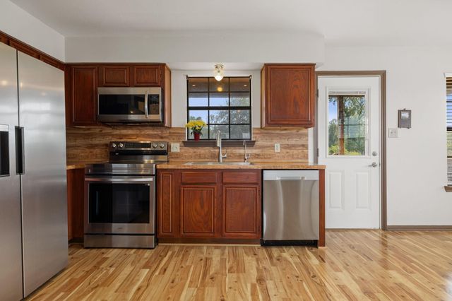 3384 Fm 1458 Road, Sealy, TX 77474