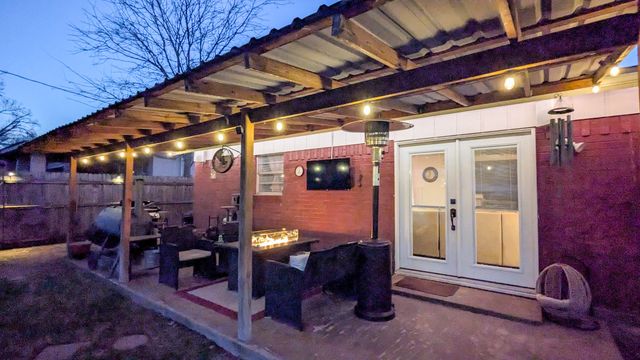 2005 S Pine Street, Brady, TX 76825