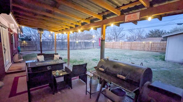 2005 S Pine Street, Brady, TX 76825