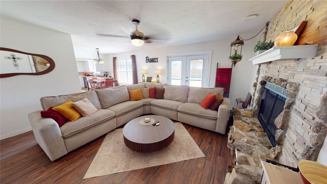 2005 S Pine Street, Brady, TX 76825