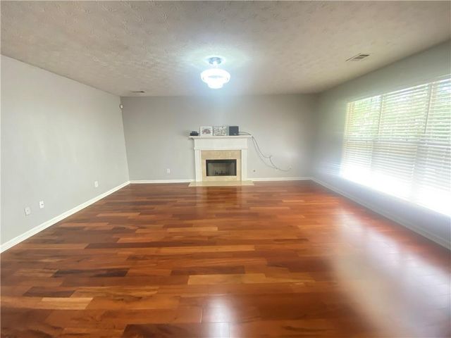 725 Cricket Hill Trail, Lawrenceville, GA 30044