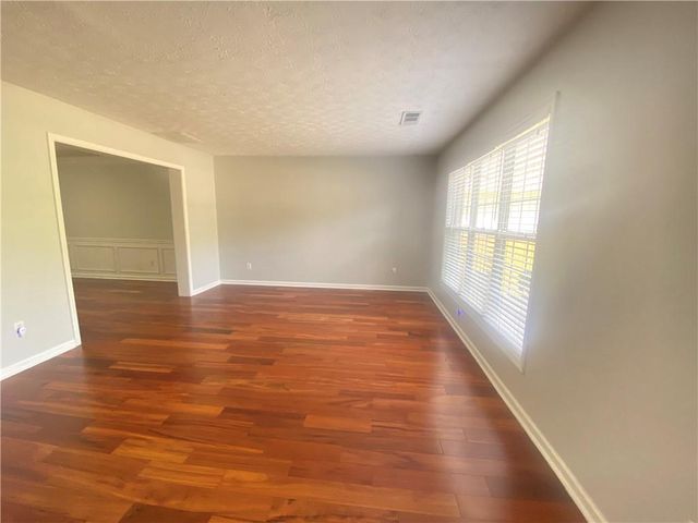 725 Cricket Hill Trail, Lawrenceville, GA 30044