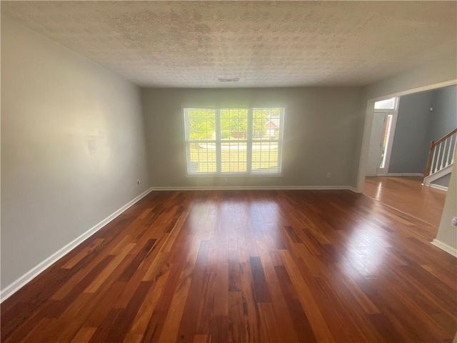725 Cricket Hill Trail, Lawrenceville, GA 30044