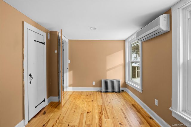 232 N Country Road, Mount Sinai, NY 11766