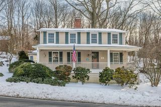 232 N Country Road, Mount Sinai, NY 11766