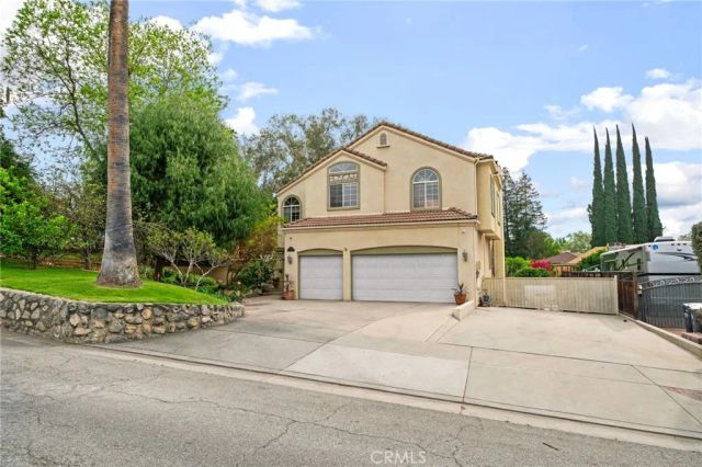 334 Lakeside, Redlands, CA 92373