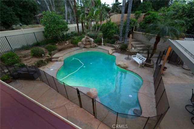 334 Lakeside, Redlands, CA 92373
