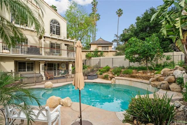 334 Lakeside, Redlands, CA 92373