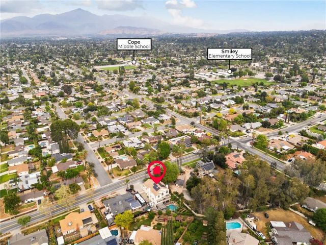 334 Lakeside, Redlands, CA 92373