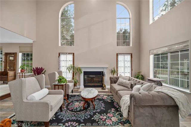 334 Lakeside, Redlands, CA 92373