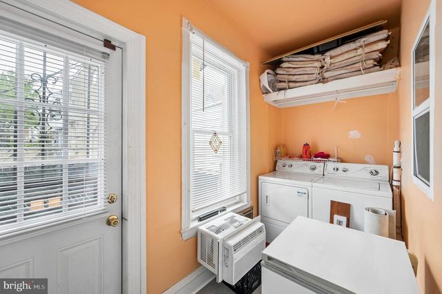 5926 CHESTNUT ST, Philadelphia, PA 19139