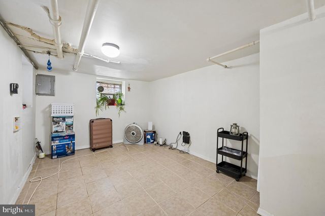 5926 CHESTNUT ST, Philadelphia, PA 19139