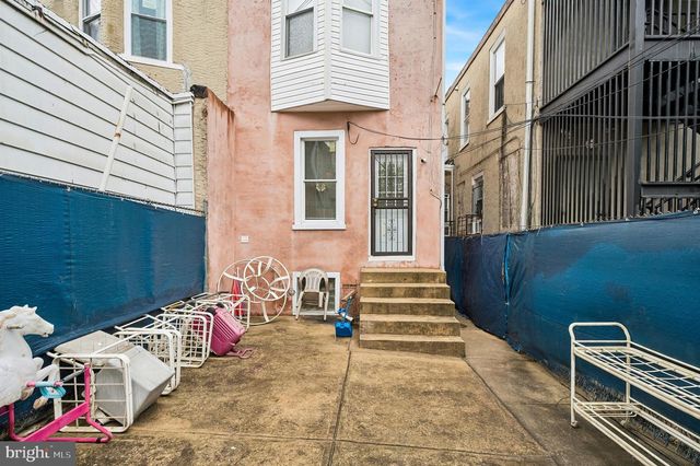 5926 CHESTNUT ST, Philadelphia, PA 19139