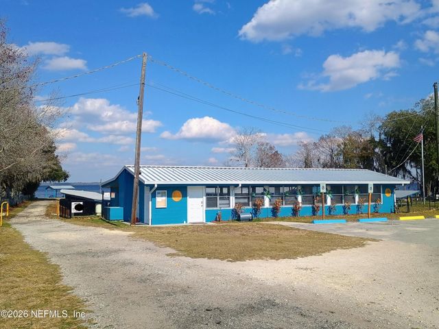 215 PINE TREE Trail, Crescent City, FL 32112