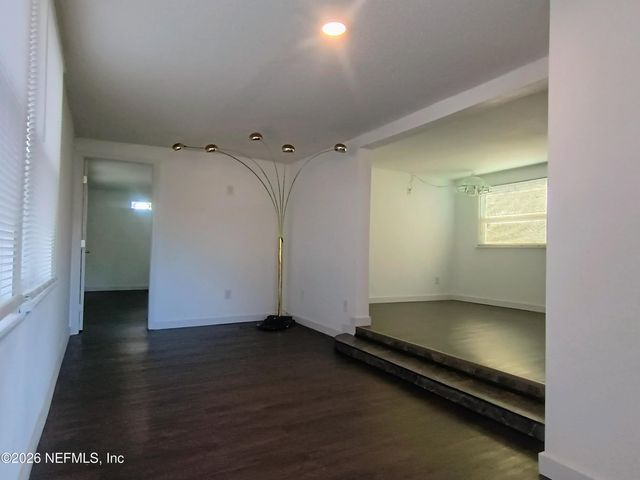 215 PINE TREE Trail, Crescent City, FL 32112